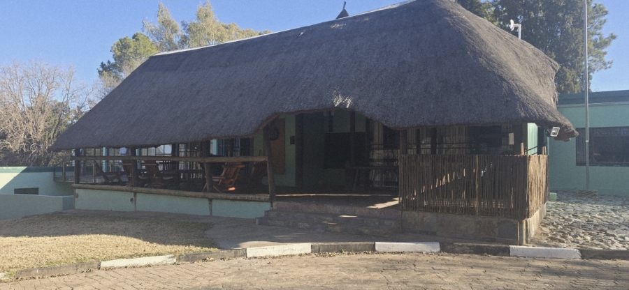 4 Bedroom Property for Sale in Lindequesdrif North West